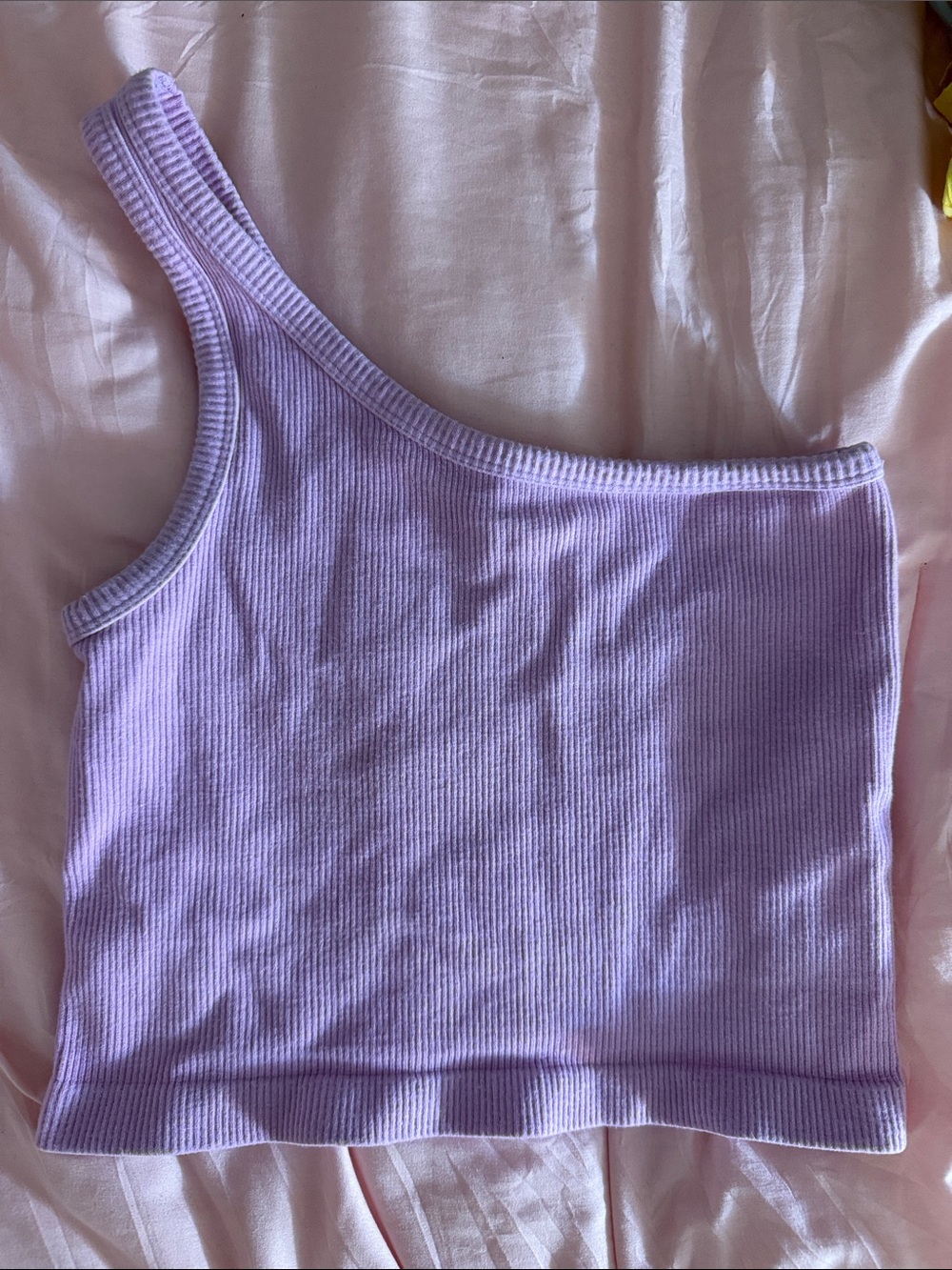 One-Shoulder Ribbed Lavender Crop Top